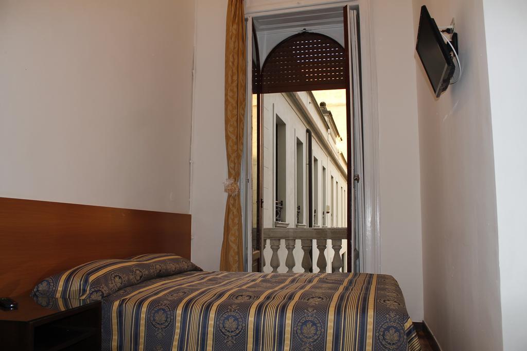Hotel Luisa Milan Room photo