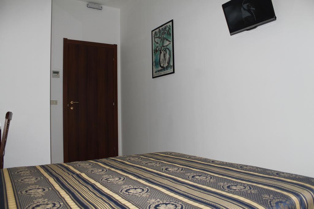 Hotel Luisa Milan Room photo